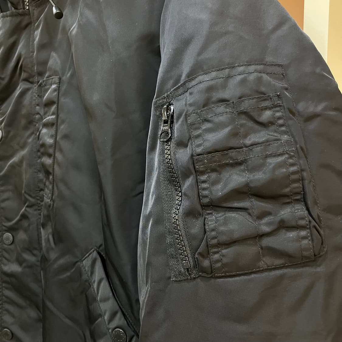 디키즈 블랙 후드 패딩 점퍼 M 상품이미지4