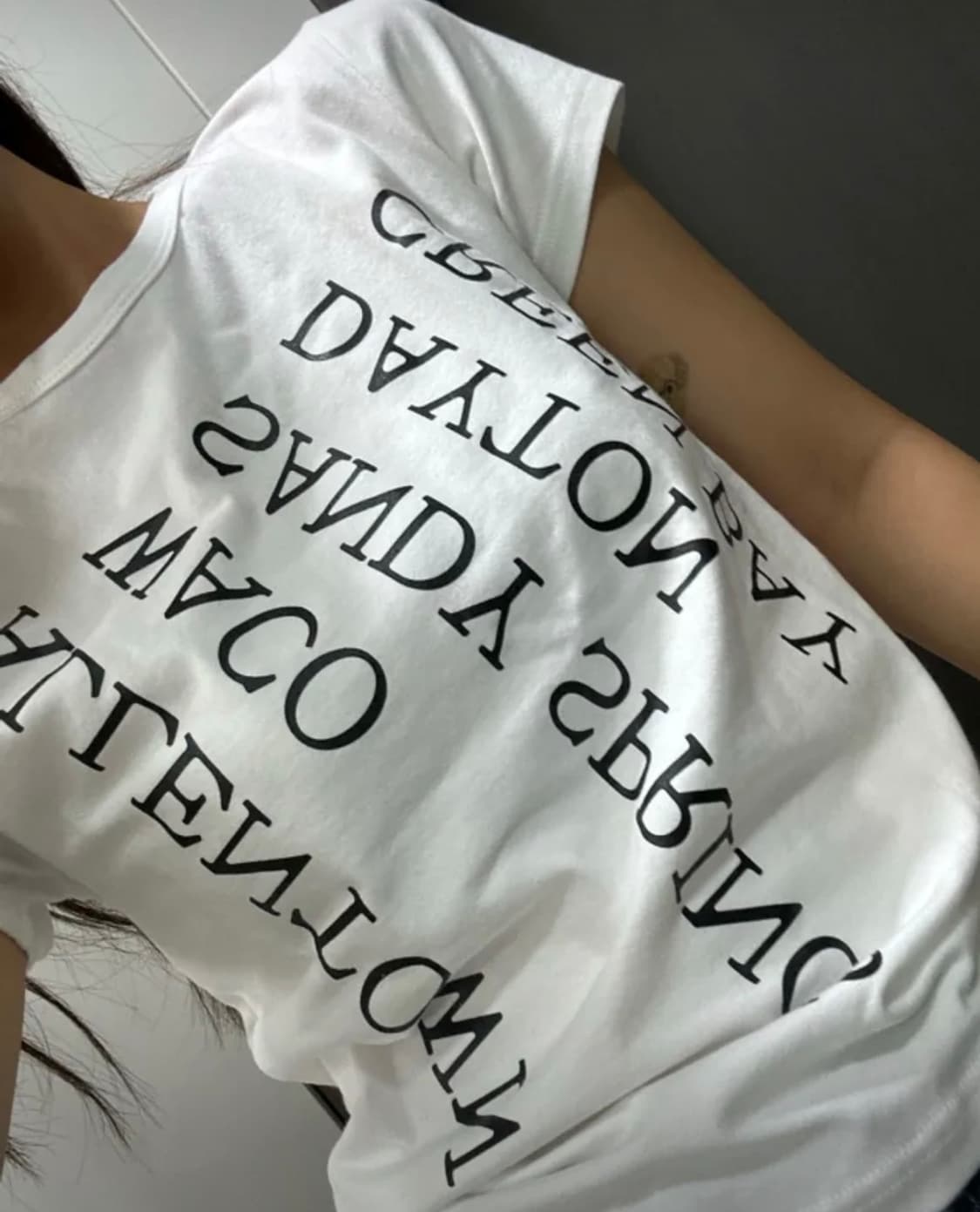 어썸스튜디오 레터링 반팔 슬림핏 티셔츠  상품이미지1