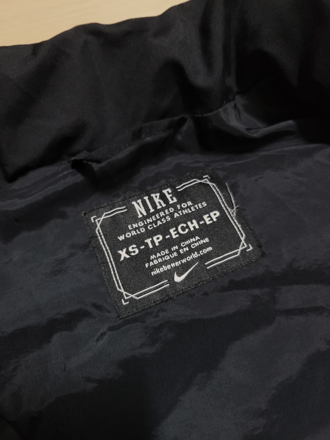 나이키 엔지니어드 클래식 다운 조끼패딩 밑단 스트링 상품이미지2