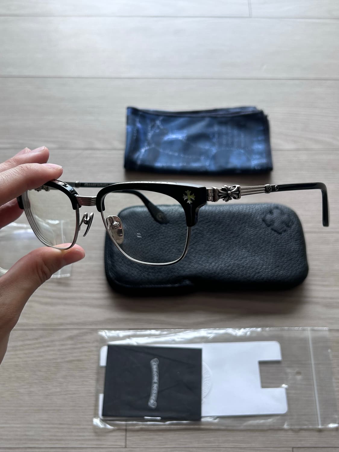 [53] 크롬하츠 보넨노이슈어2 블랙/실버 상품이미지3