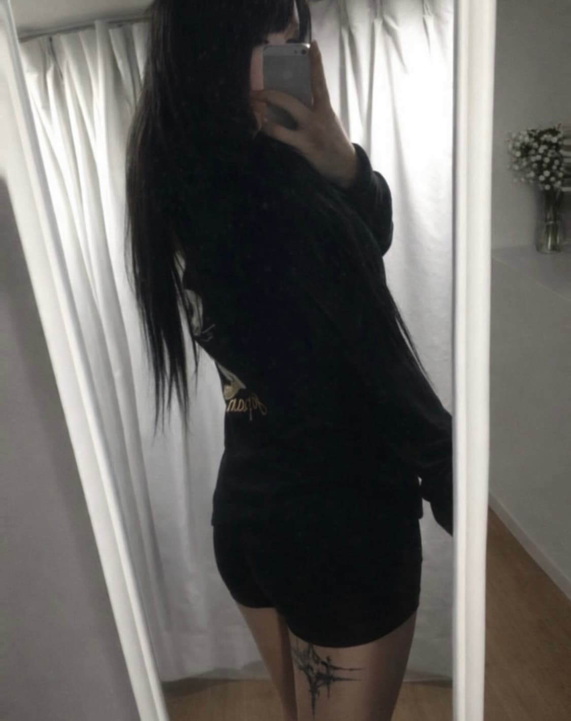 뷰티비스트 후드티 상품이미지1