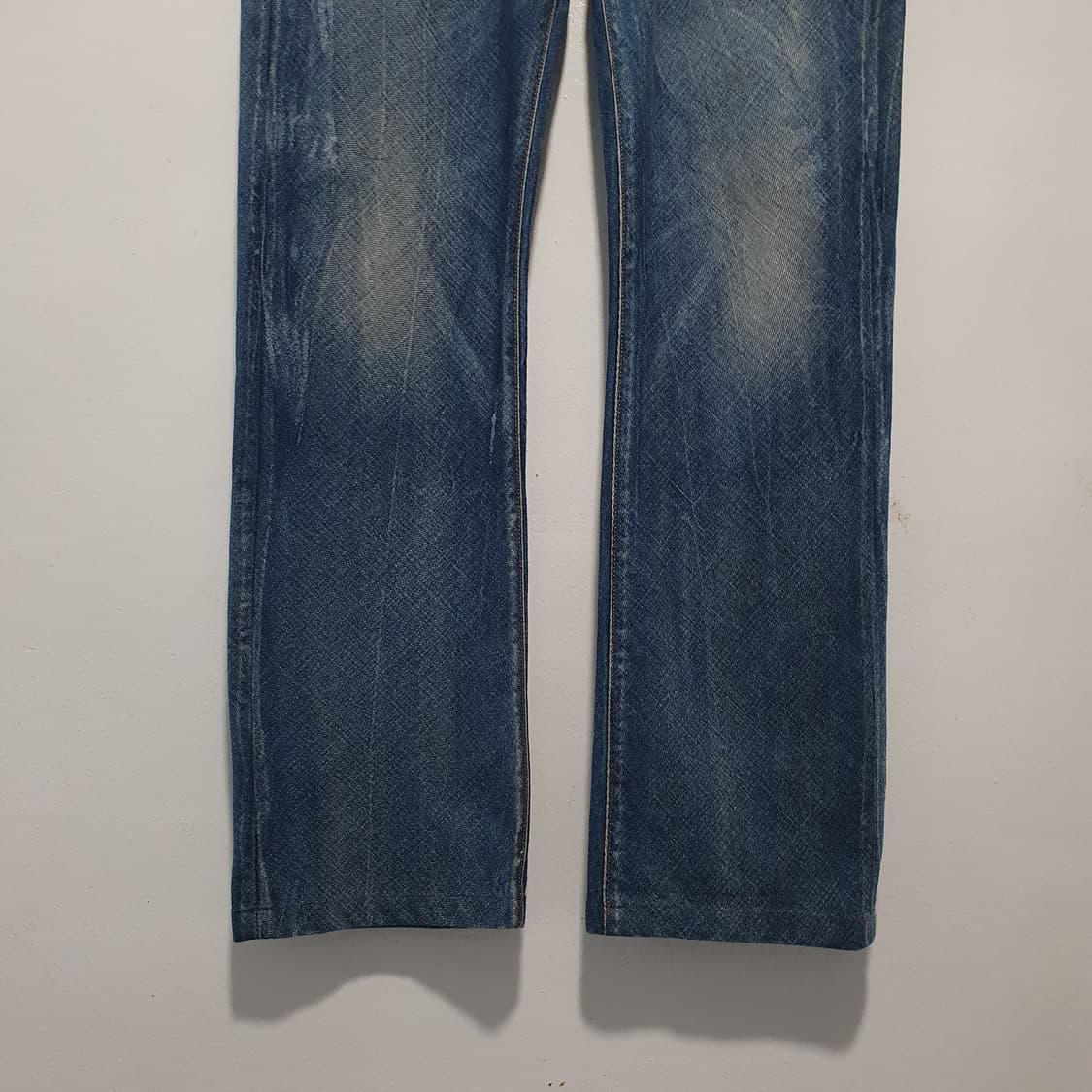 에비수 시그니처 자수 로고 디스트레스드 워싱 클래식 데님 팬츠 청바지 상품이미지3