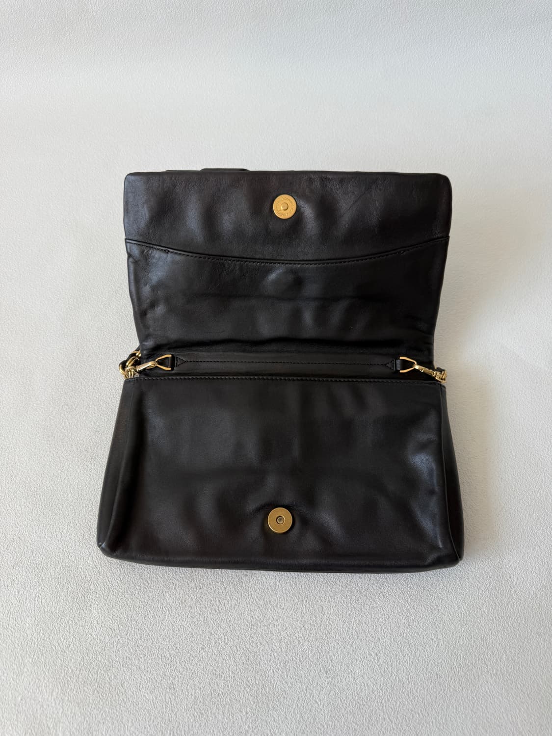 니나리치(NINA RICCI) 레더 체인 숄더백 상품이미지6