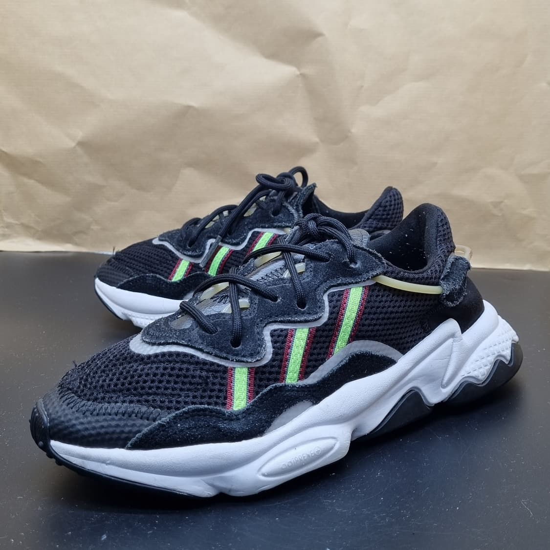 아디다스 오즈위고 여성운동화230  상품이미지1