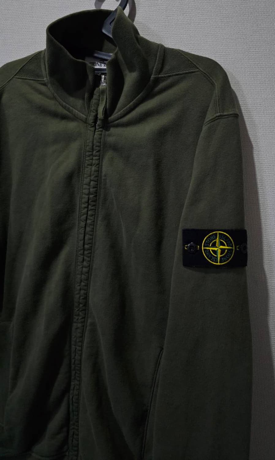 정품 스톤아일랜드 24FW 와펜 패치 집업 자켓 95/M 상품이미지2