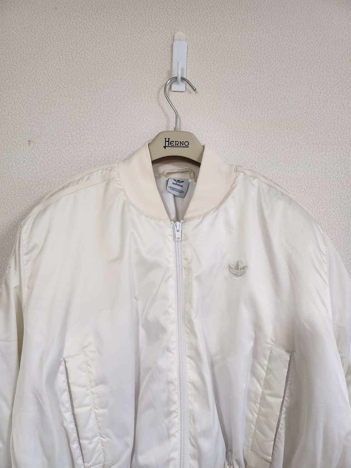 아디다스화이트패딩(M 상품이미지2