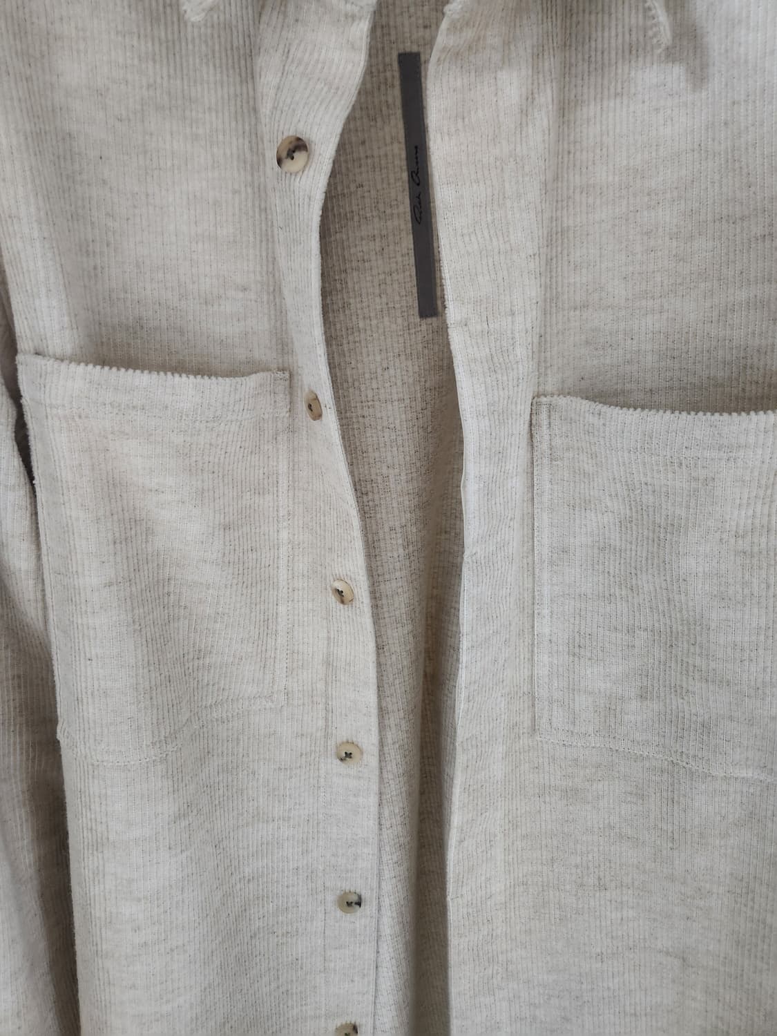 릭오웬스 FW25 코듀로이 워크 셔츠 내츄럴 컬러 48사이즈 상품이미지3