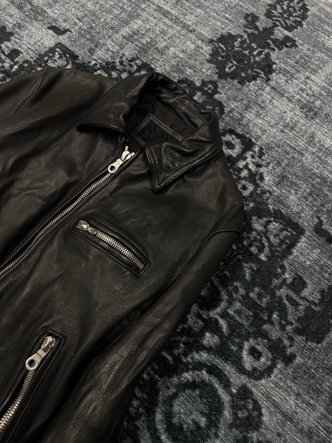 Luv maison cow skin single rider jacket 상품이미지3