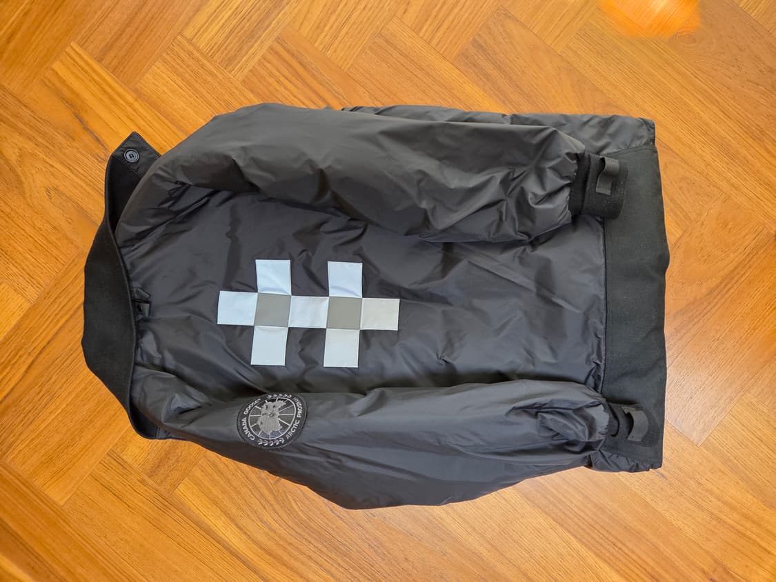 꼼데카르송 캐나다구스 콜라보 패딩 파카  상품이미지6