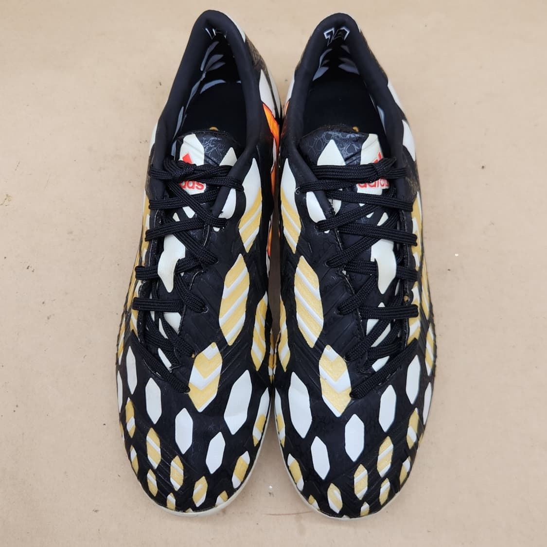 아디다스 프레데터 인스팅 축구화 265 상품이미지2