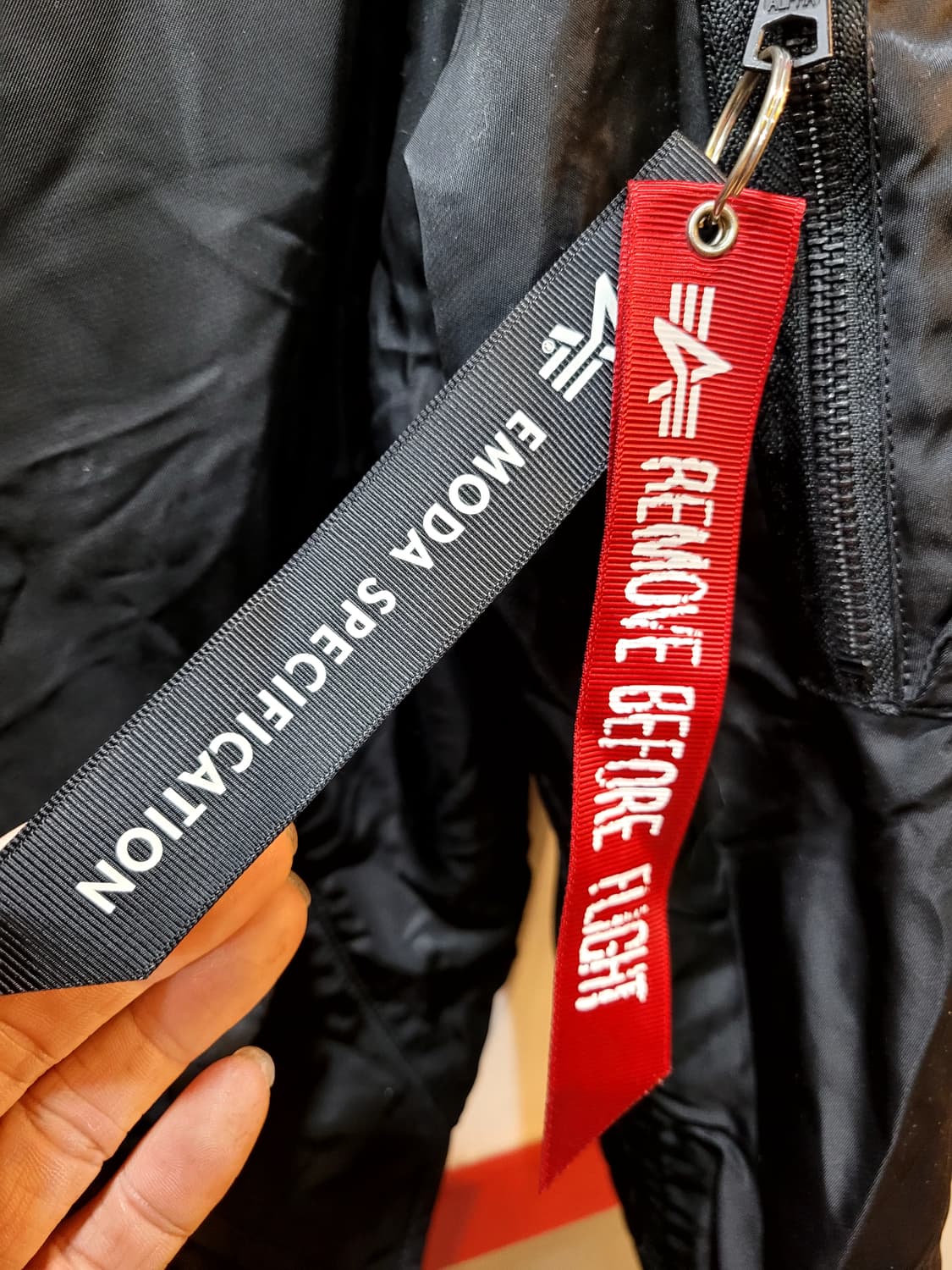 정품 알파인더스트리 L-2B 블러드칫 젠2 리버시블 플라이트 자켓 상품이미지4