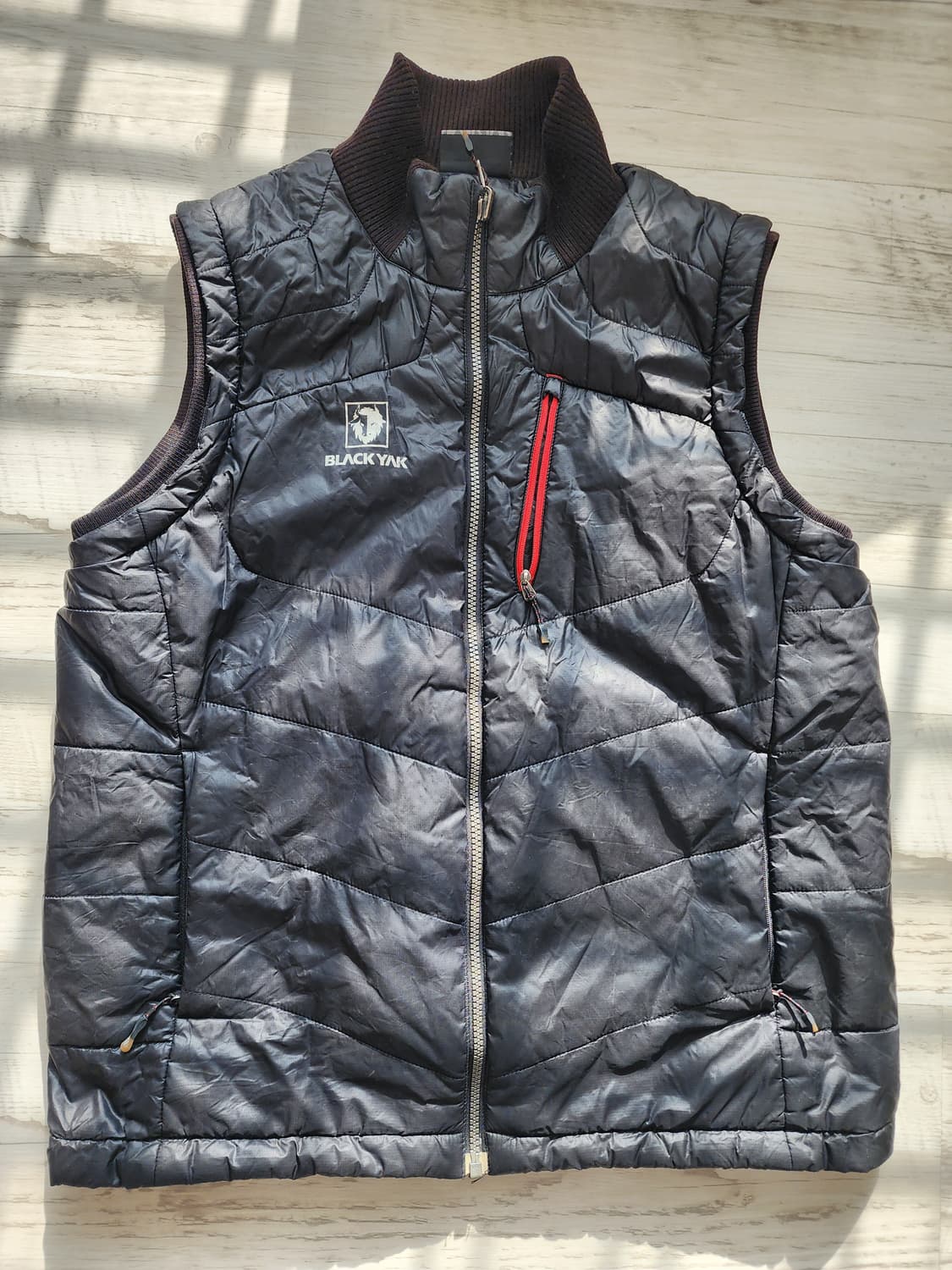 블랙야크 경량 패딩 조끼 팜. (95~100)사이즈 BLACK YAK 상품이미지1