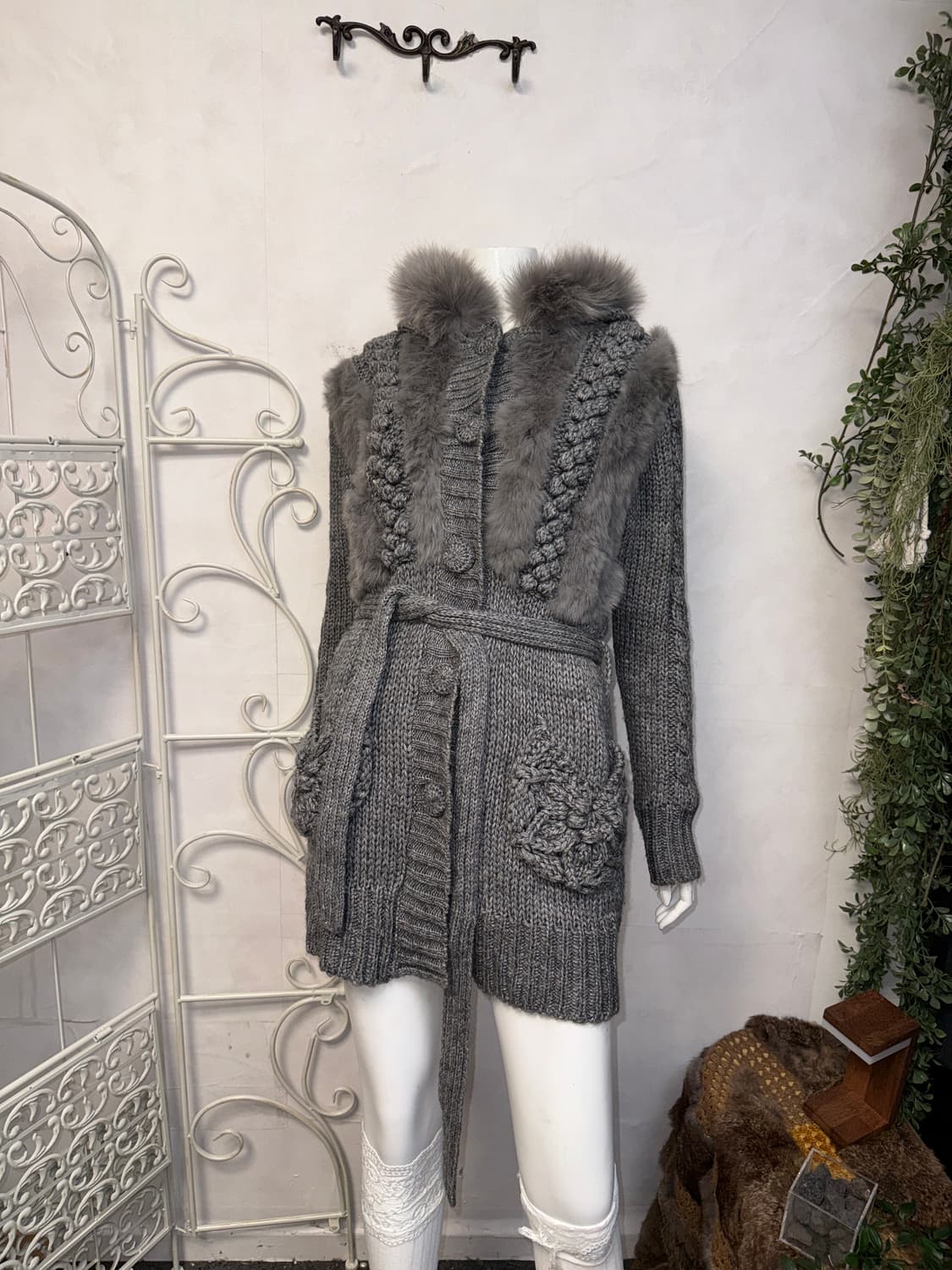 Gray rabbit fur hood coat ops 상품이미지4