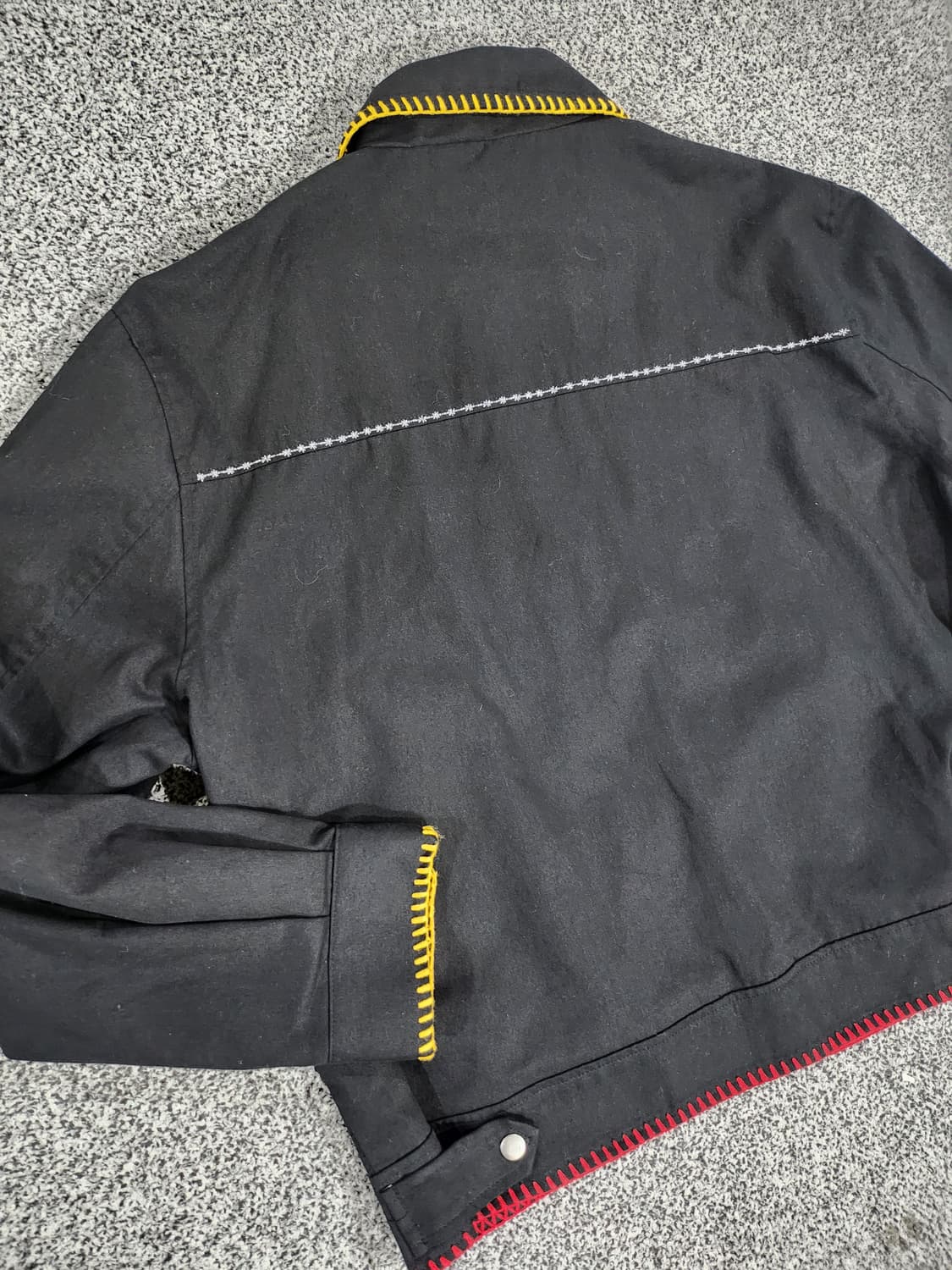 유니크 컬러 스티치 디테일 블랙 집업 자켓 상품이미지7