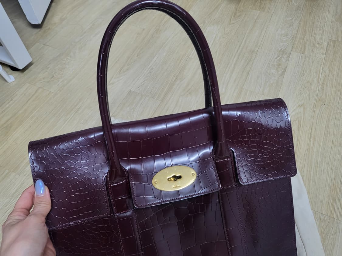 멀버리 버건디 크로크 엠보싱 토트백 상품이미지2