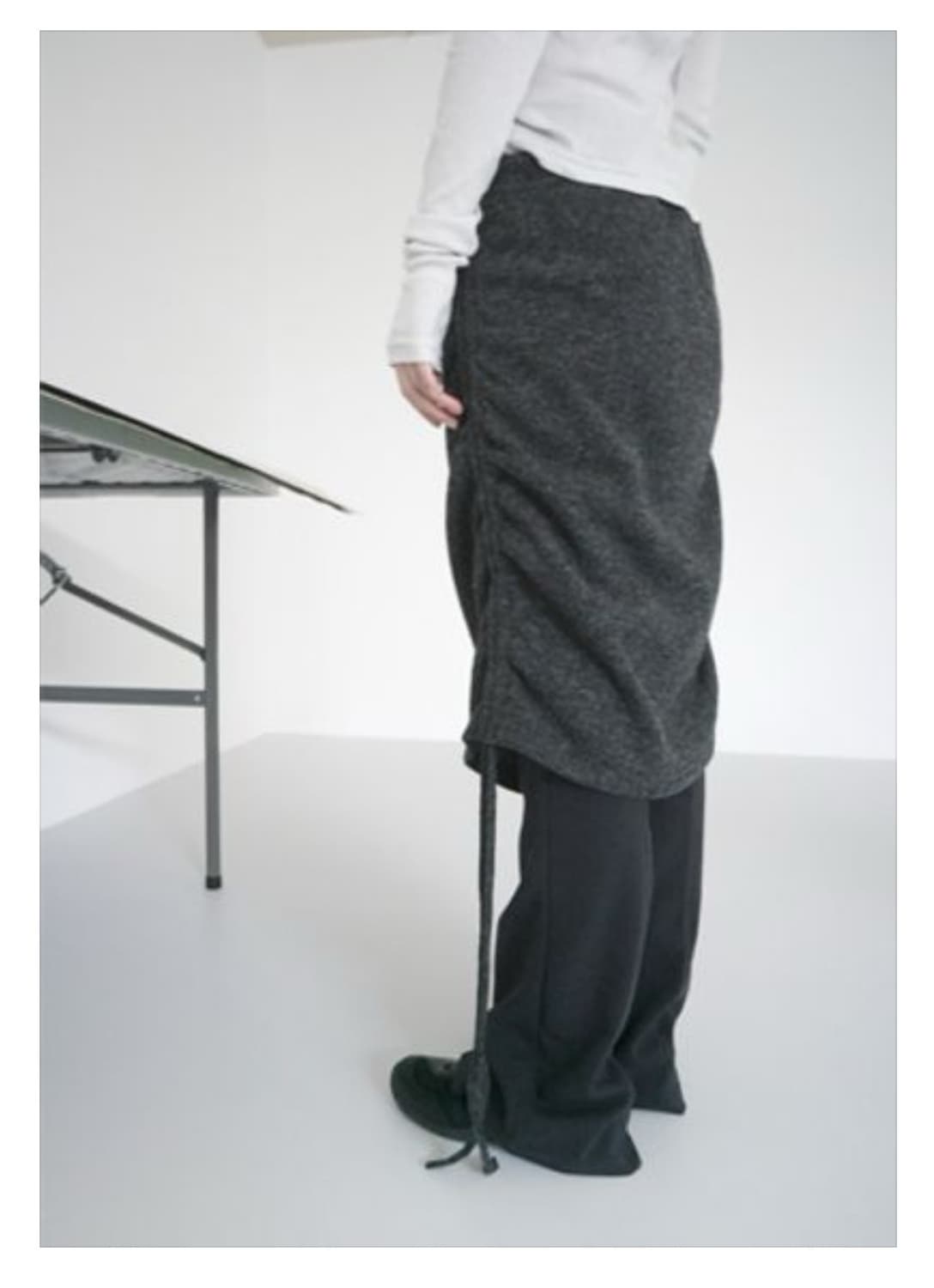 에프터먼데이 레이어드 미디 스커트 판매합니다. 상품이미지1