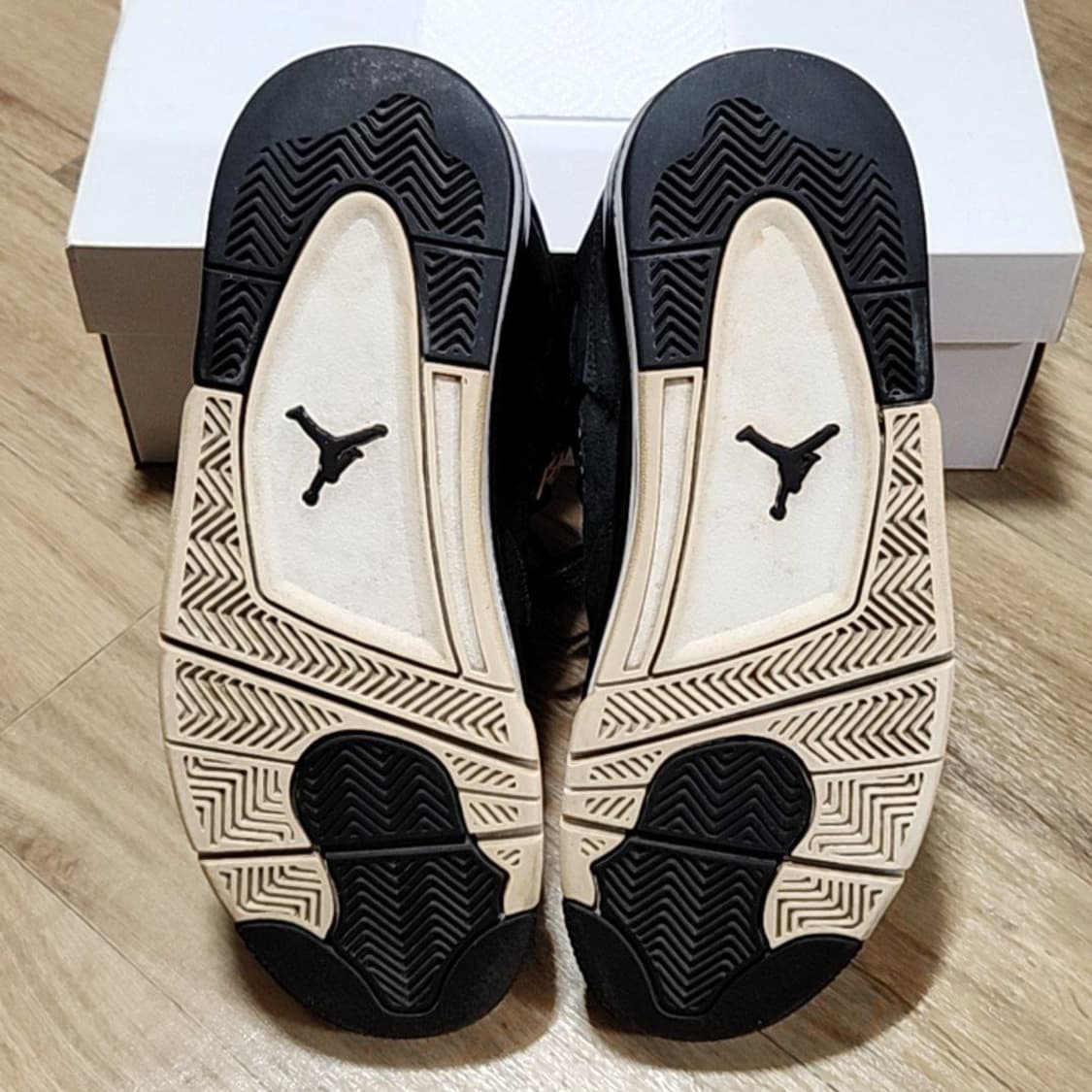 나이키 275 조던4 로열티 상품이미지6