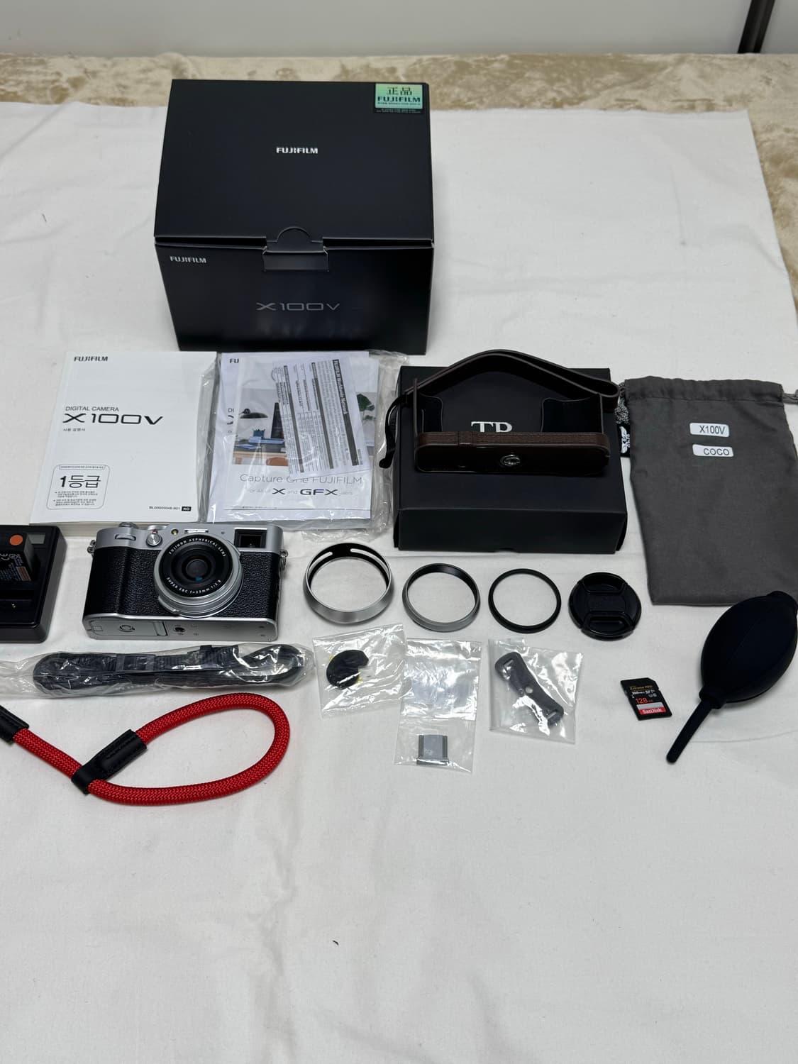 후지필름 X100V 실버 / S급 상태 풀박스 (9700컷)  상품이미지2