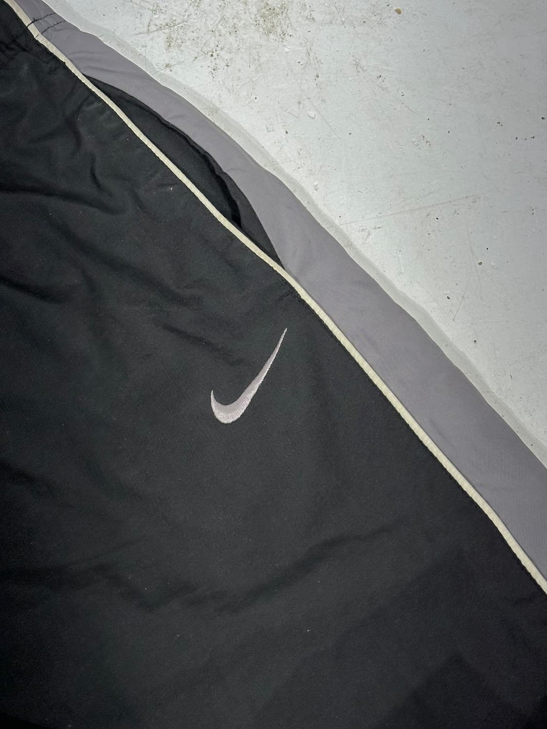 00s 나이키 블랙 와이드 그레이 사이드 라인 트랙 팬츠  상품이미지6