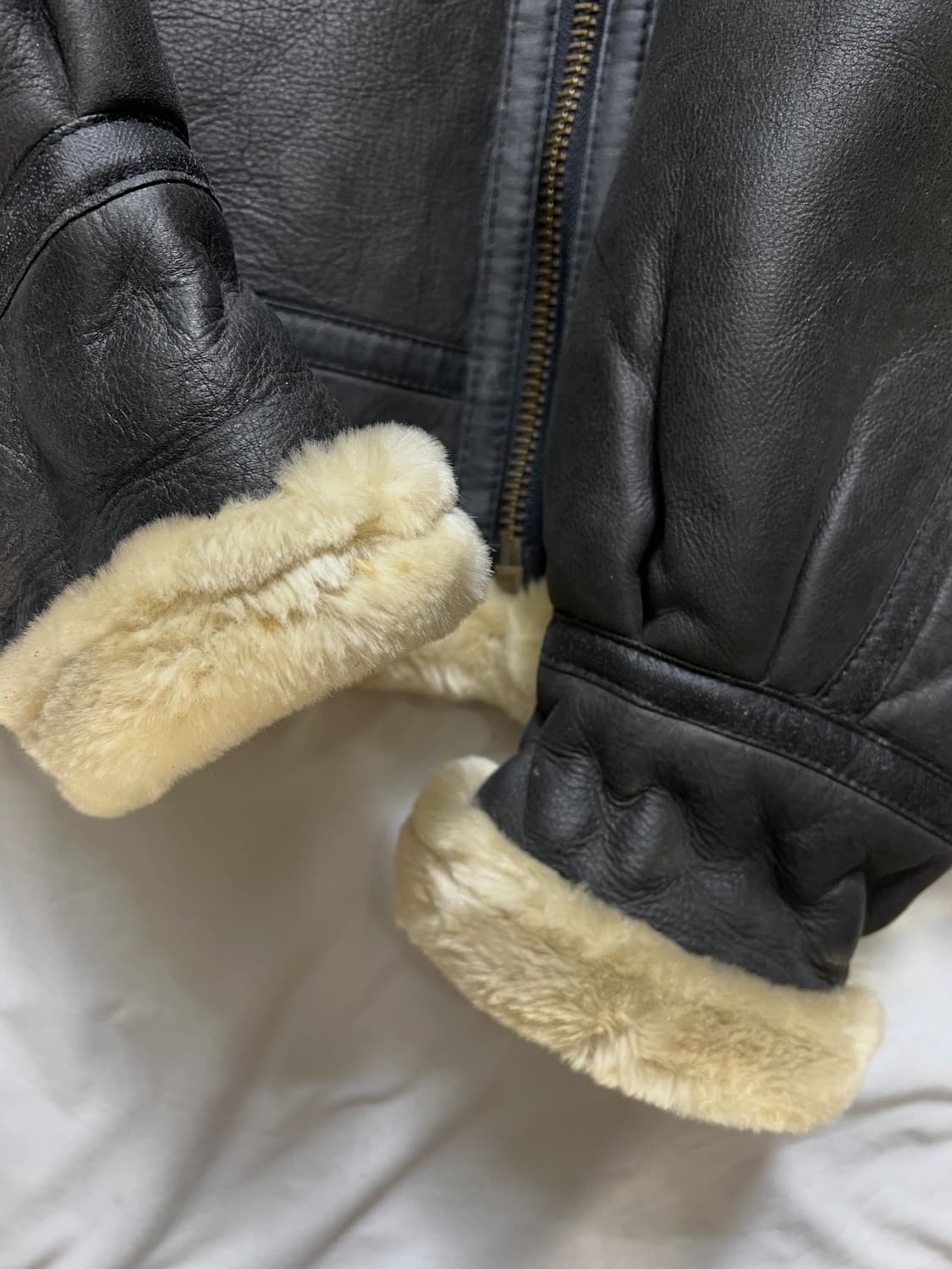 산토리보스 B-3 무스탕 가죽 자켓 상품이미지9