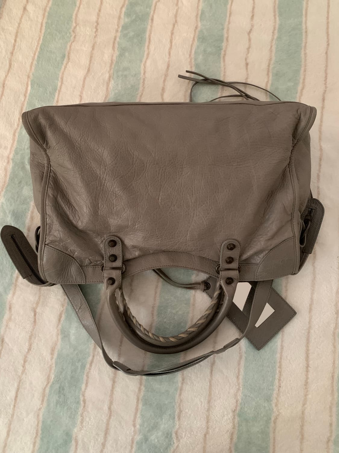 발렌시아가 시티 모터백 그레이 미디움  상품이미지6