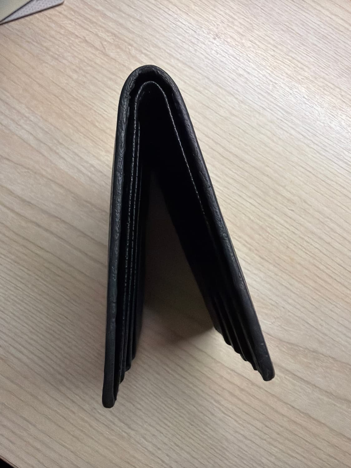 프라다 백화점 정품 남성 반지갑 팝니다 상품이미지4