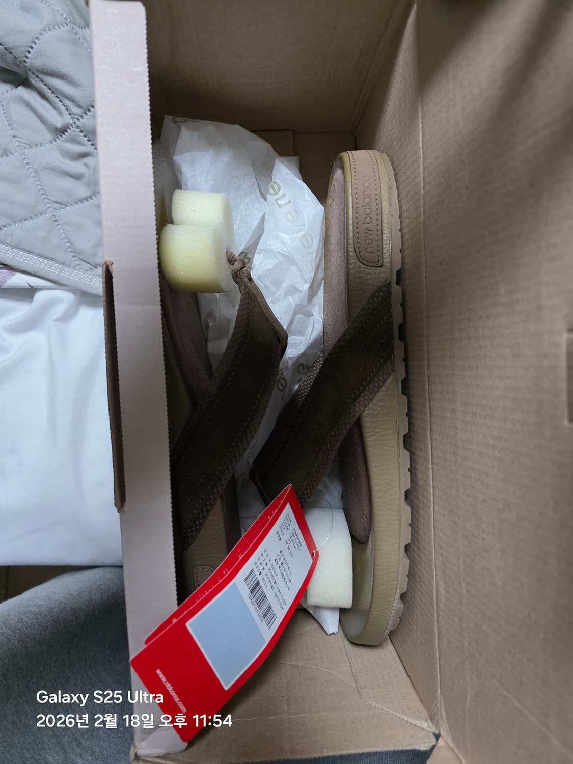 [270] 뉴발란스 쪼리 레더 슬라이드 브라운 새상품 상품이미지5