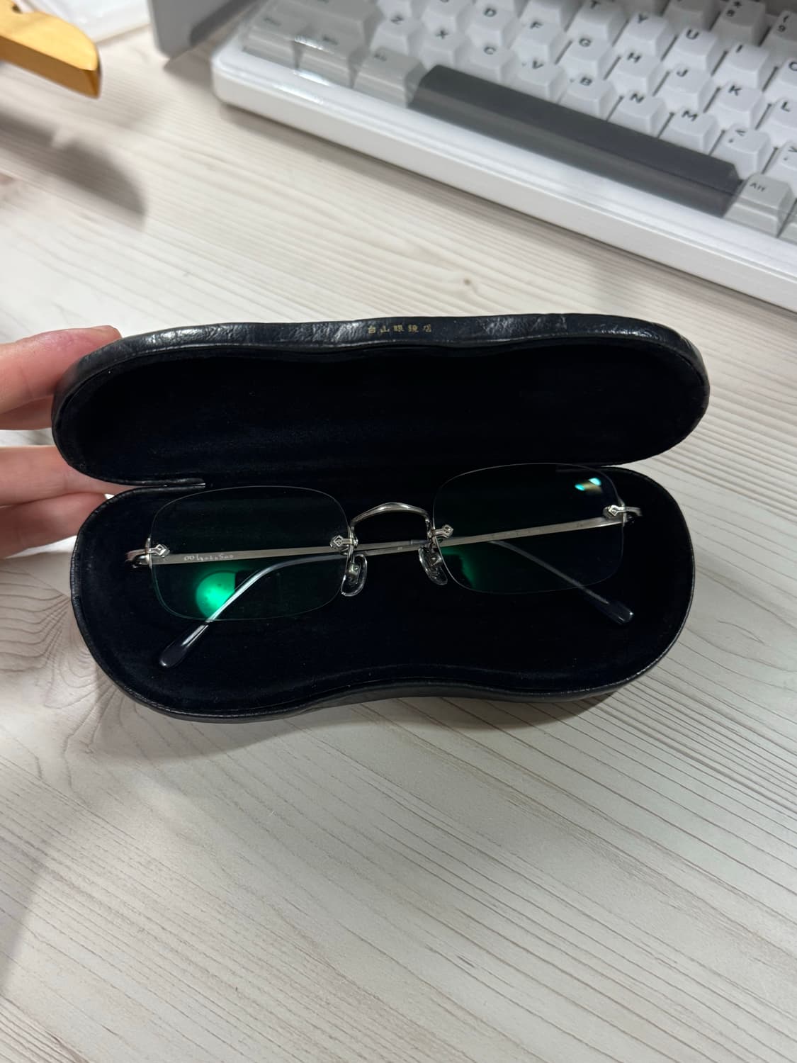 백산 하쿠산 아나아키 M 투명 무테 안경 상품이미지6