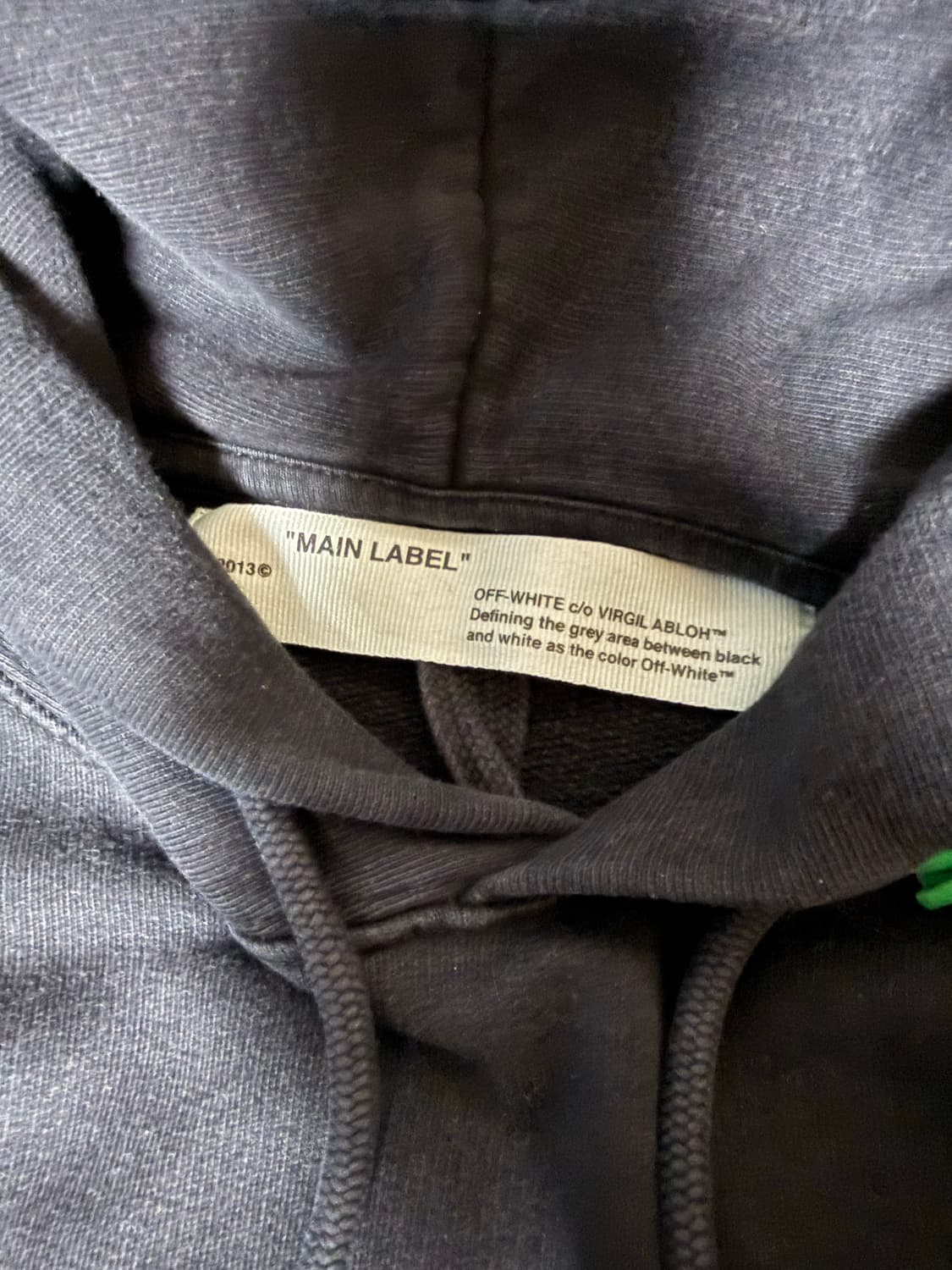 (XL) 오프화이트 스탠실 애로우 맨투맨 후드티 팝니다 상품이미지4