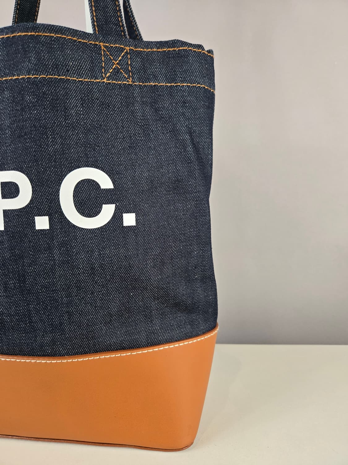 A.P.C 아페쎄 악셀 데님 에코백 스몰 가방 상품이미지4
