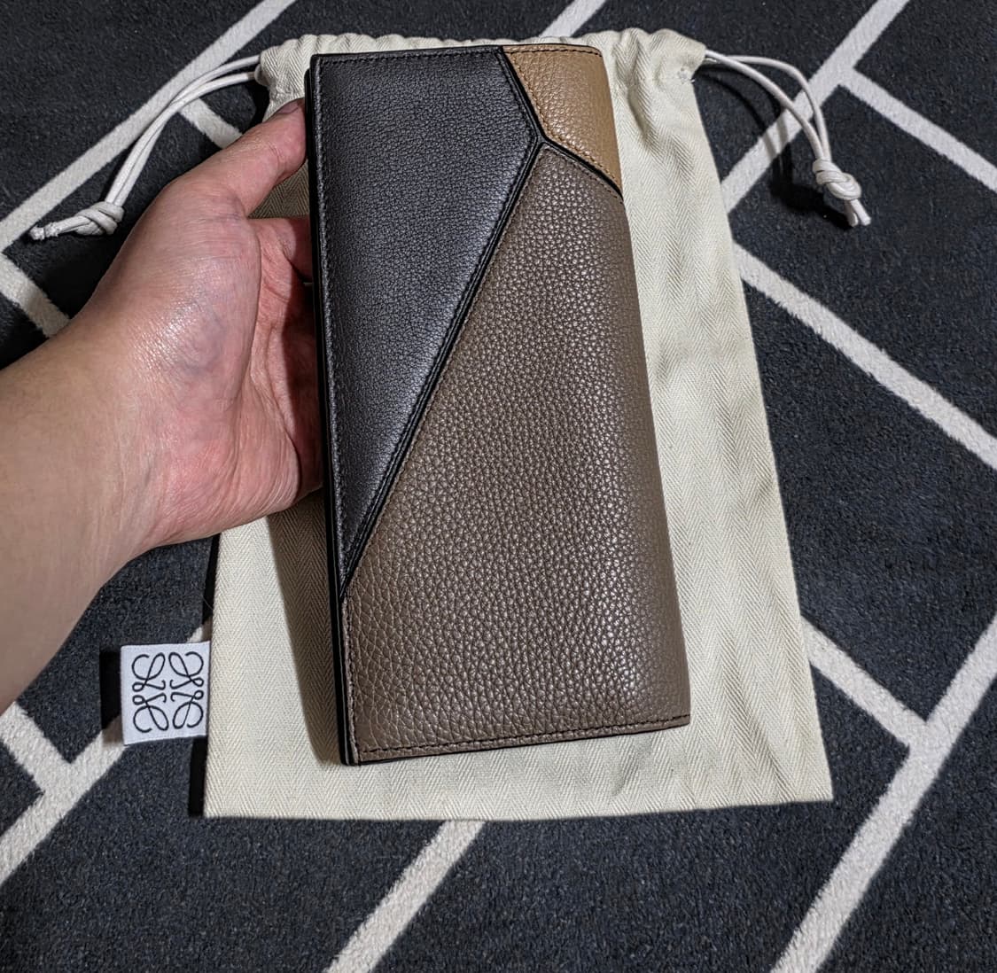 로에베 호라이즌탈 퍼즐 장지갑 상품이미지2