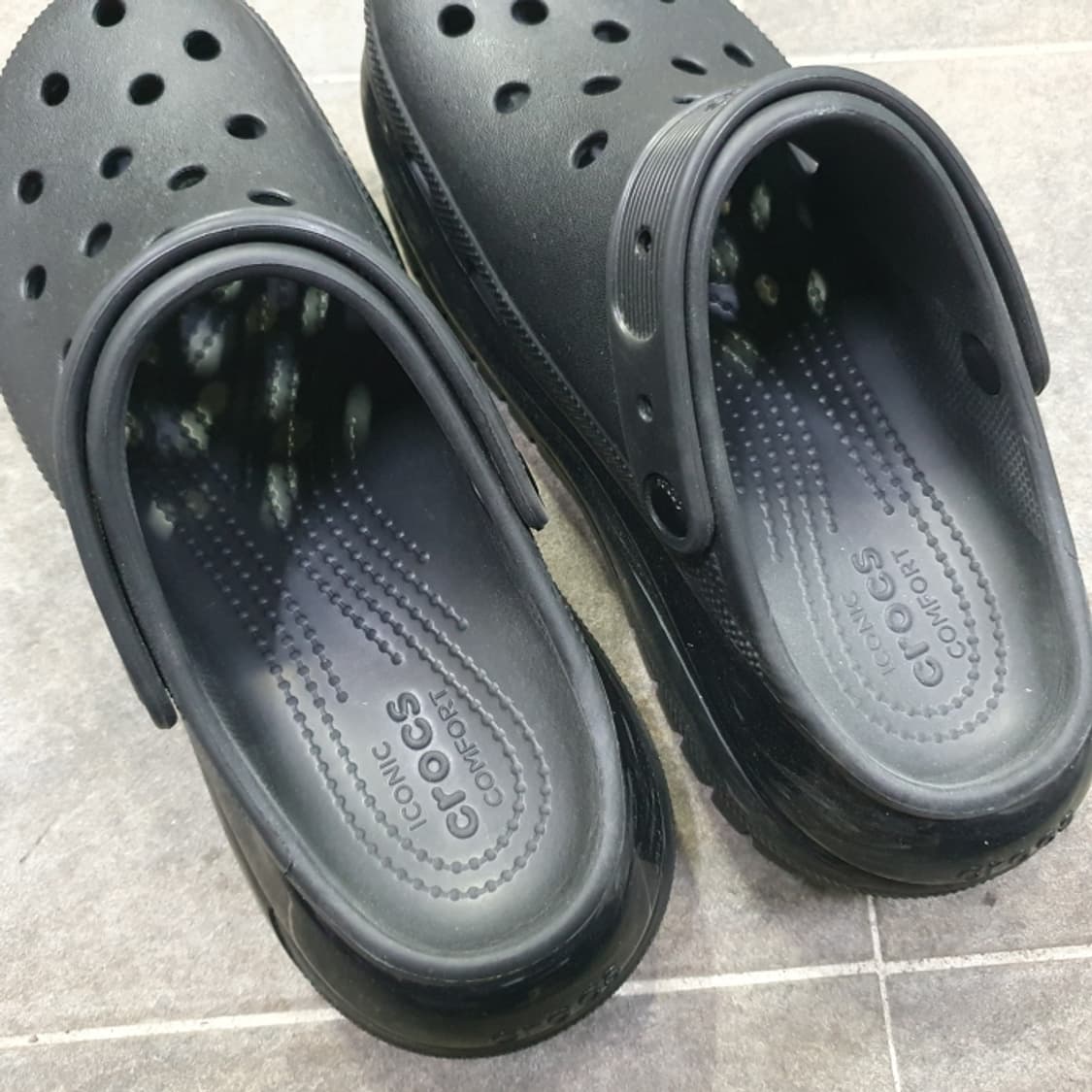 크록스 크러쉬 클로그 블랙 키높이(270) 상품이미지6