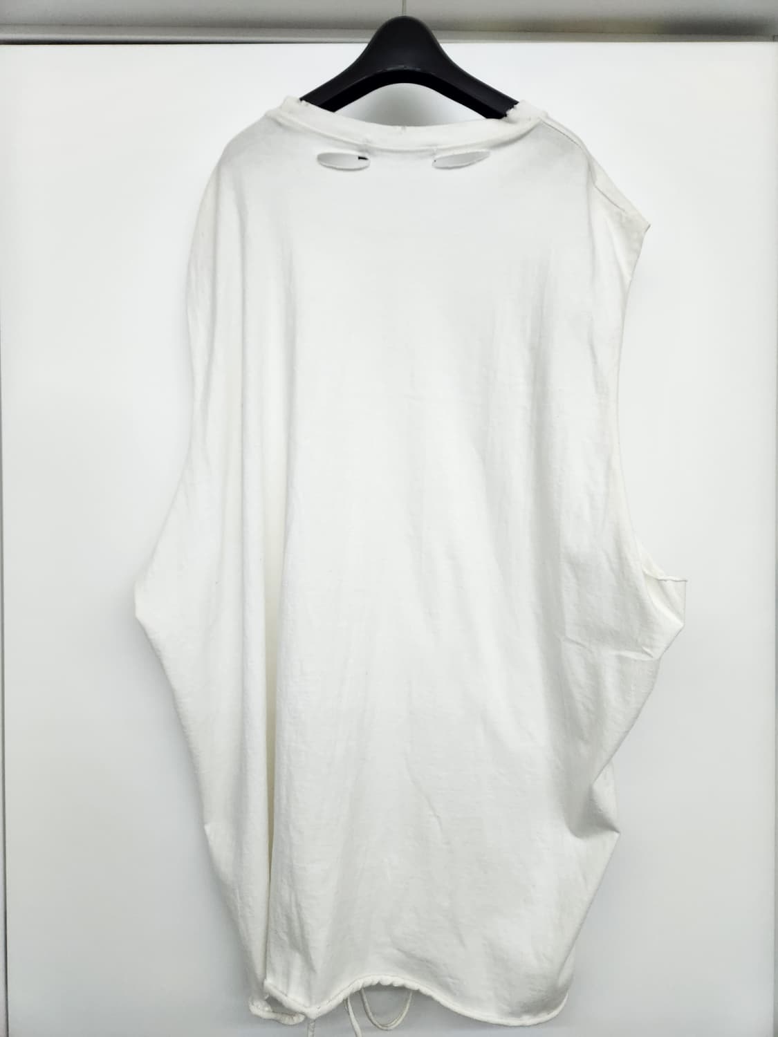 오버핏 디스트로이 컷팅 슬리브리스 상품이미지2