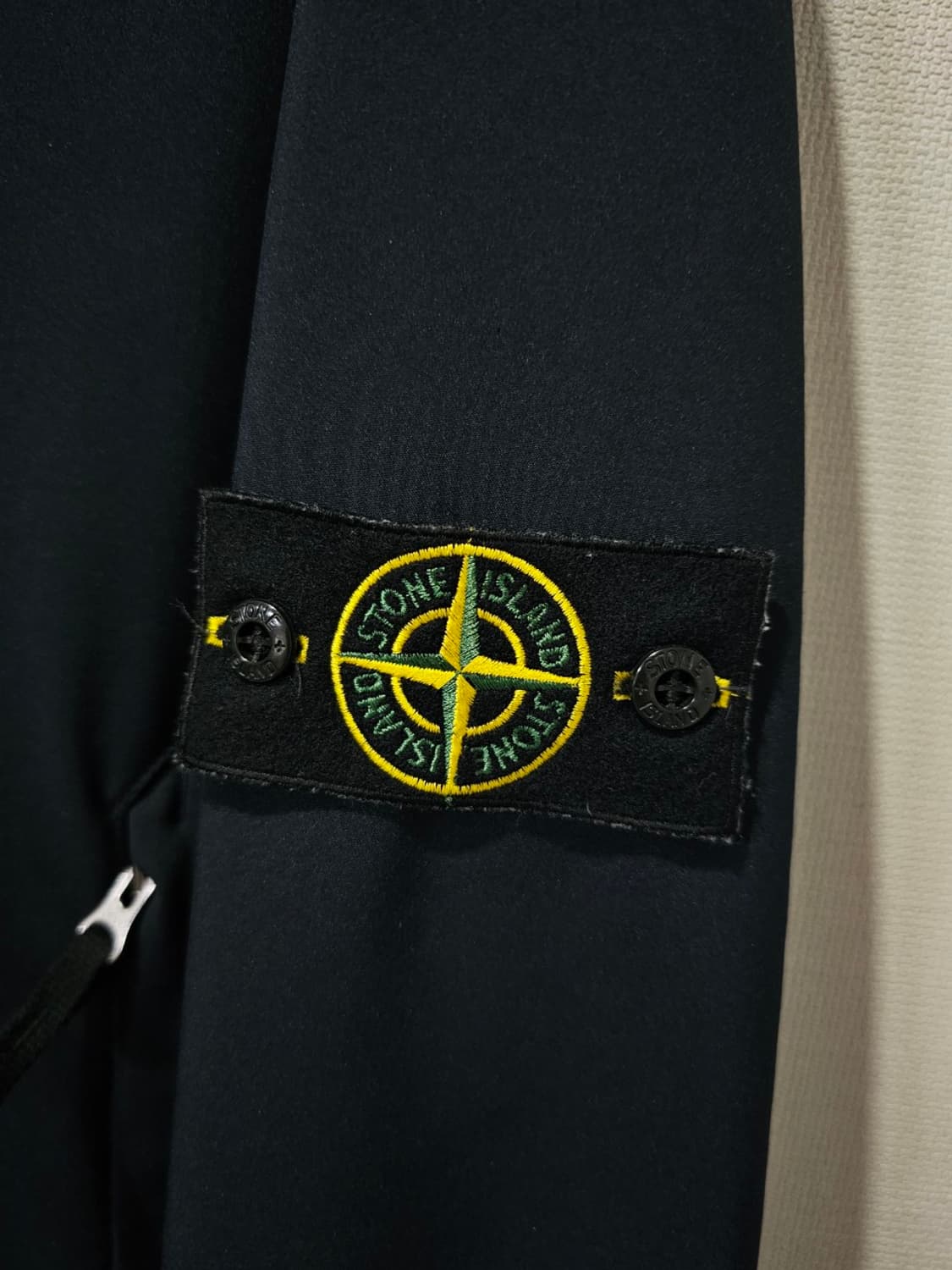 정품 스톤아일랜드 20SS 소프트쉘 후드 점퍼 자켓 100 / L 상품이미지3