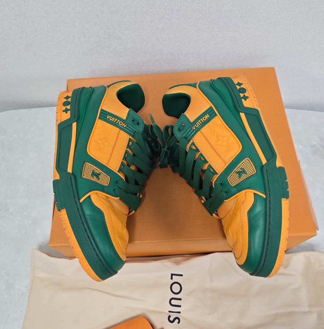 루이비통 트레이너 스니커즈 신발 6사이즈 250 255 그린 오렌지 판매 상품이미지5