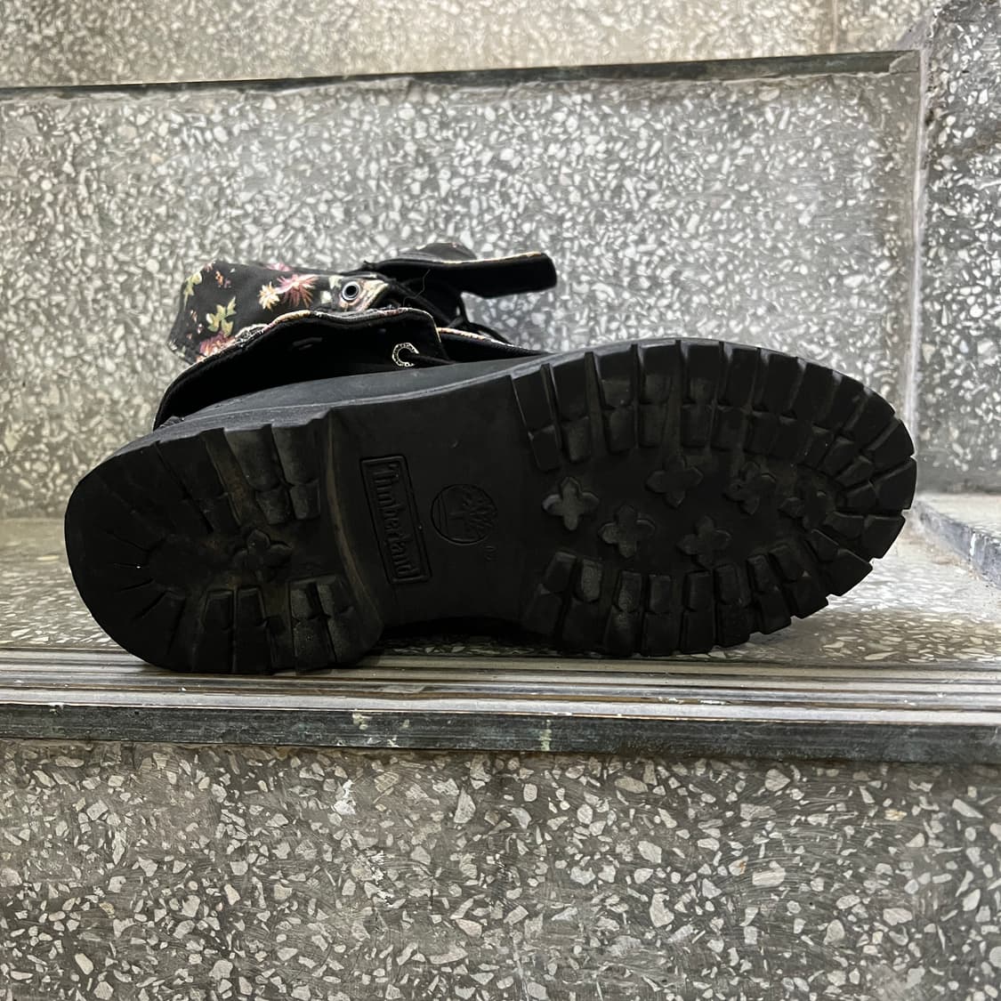 팀버랜드 헤리티지 플로럴 롤탑 워터프루프 부츠 상품이미지8