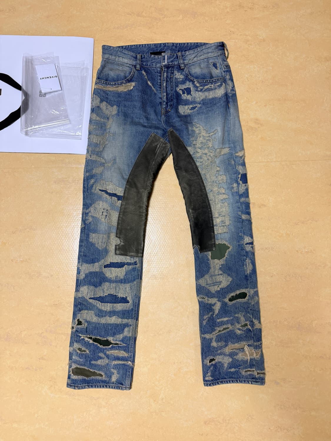 지방시 몰스킨 상품이미지1