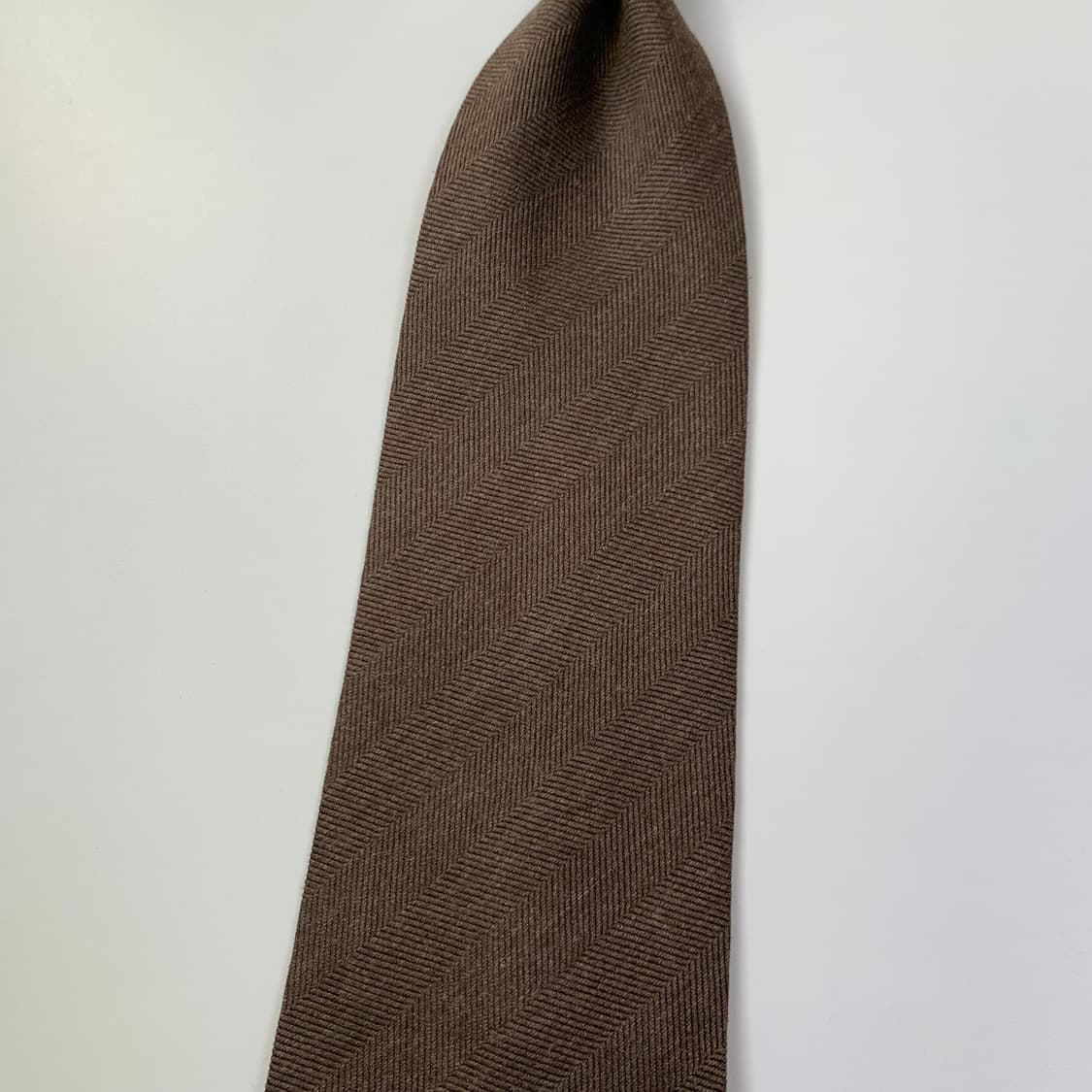 버버리(BURBERRY) 레지멘탈 브라운 클래식 명품넥타이 A+ 정장수트 상품이미지9