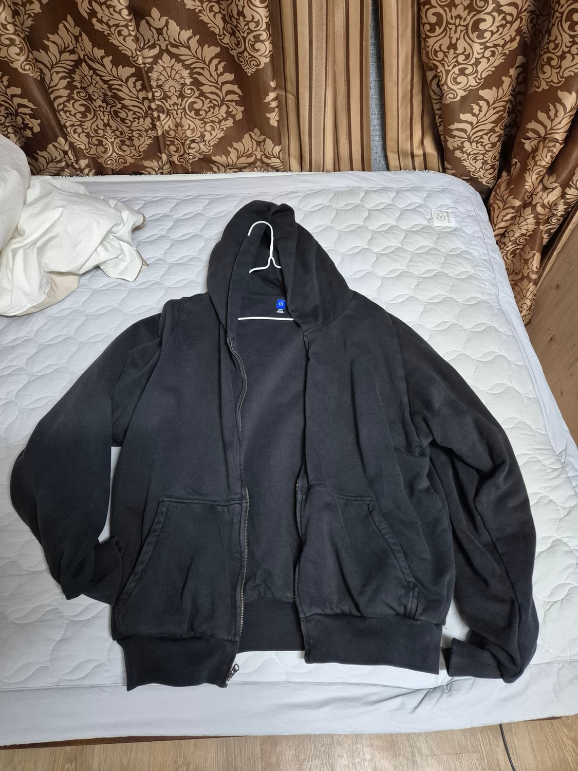 [L] yzy 이지갭 블랙 후드집업 검정 105 상품이미지1