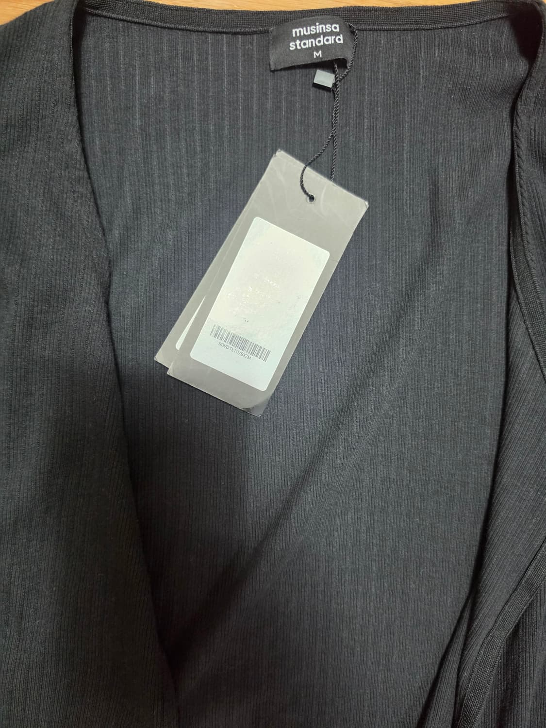 (새상품) 무신사스탠다드 우먼즈 리브드 타이업 크롭 가디건 블랙 상품이미지9