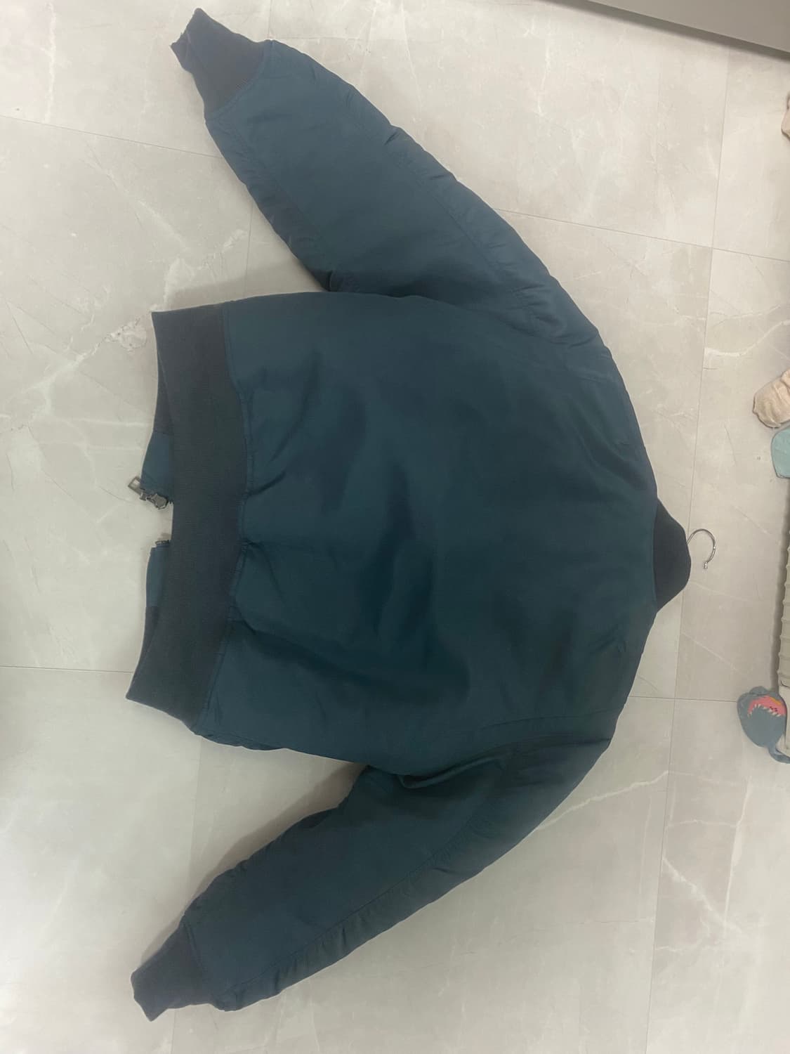 칼하트 여성 봄버자켓판매합니다. 상품이미지6