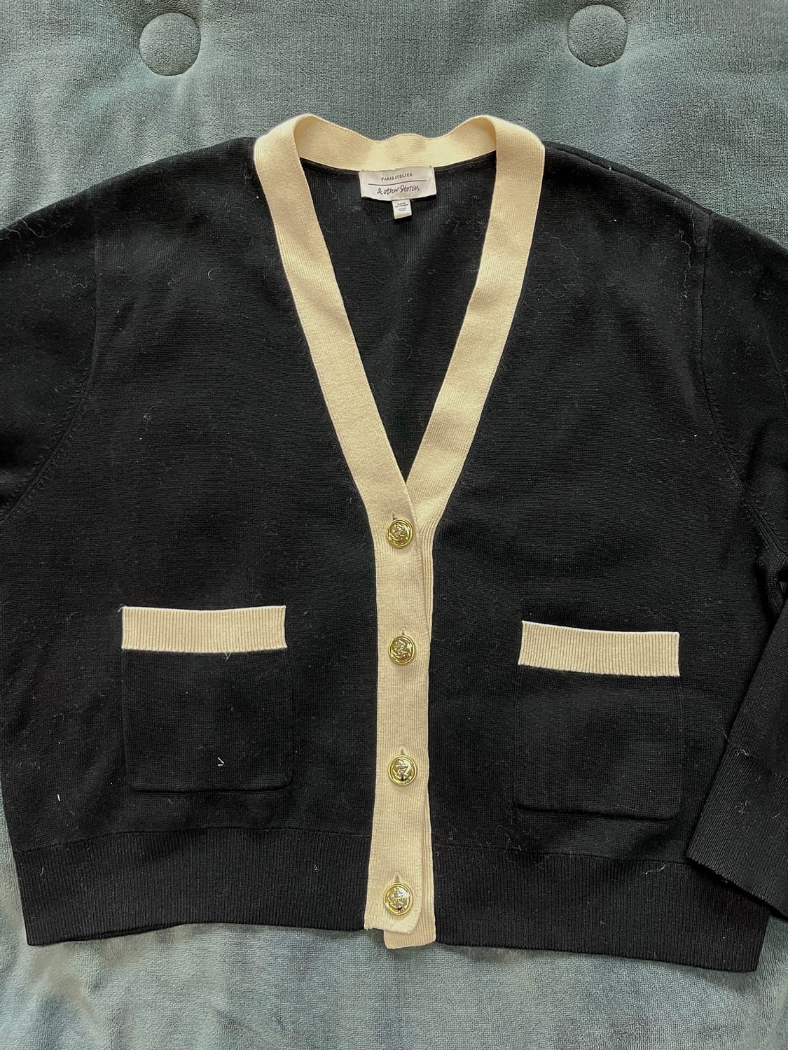 앤아더스토리즈 금장가디건 상품이미지3