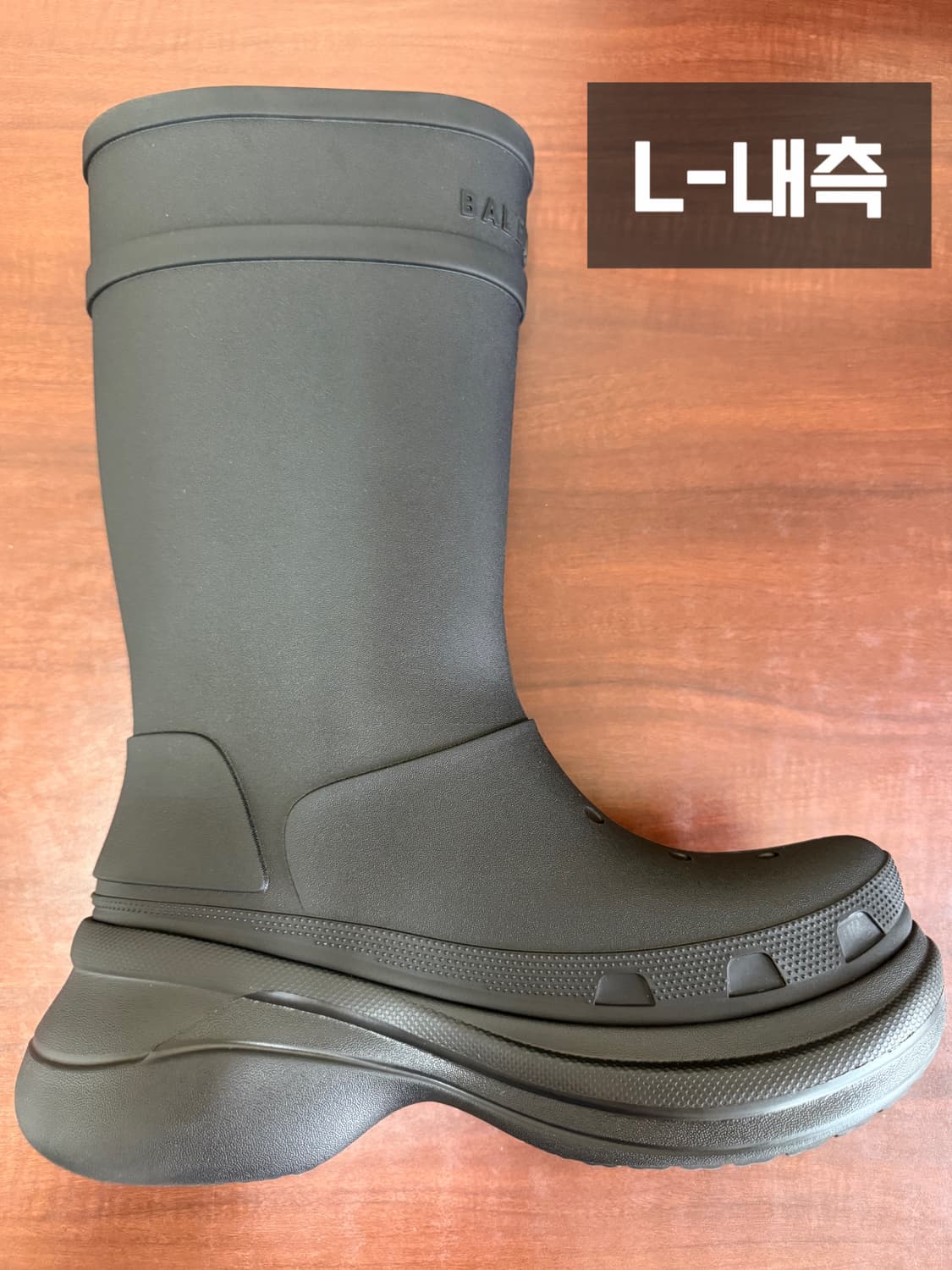 발렌시아가x크록스 러버 부츠 43 블랙 상품이미지7