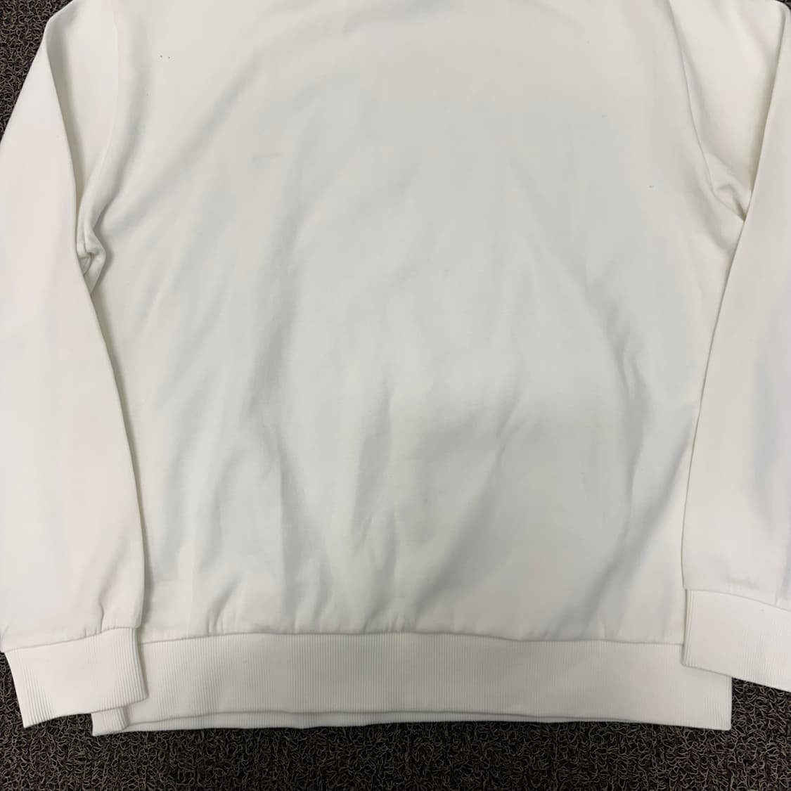 GUESS 게스 맨투맨 화이트 105(XL) 상품이미지7