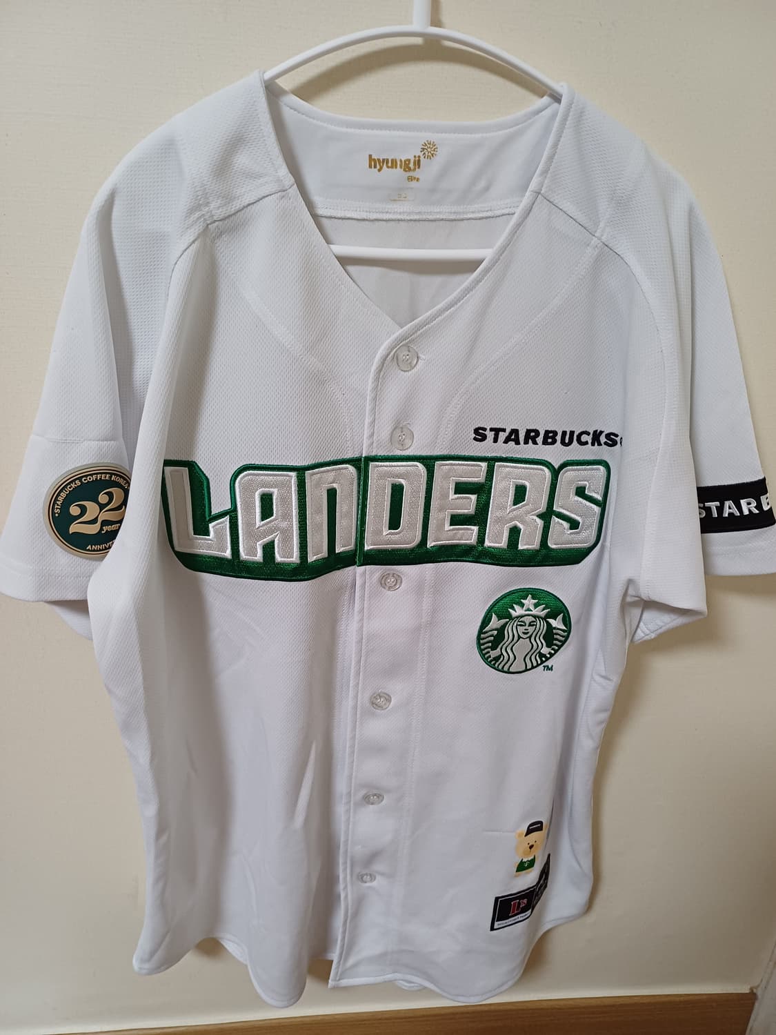 스타벅스 SSG 랜더스 22주년 기념 유니폼 상품이미지1