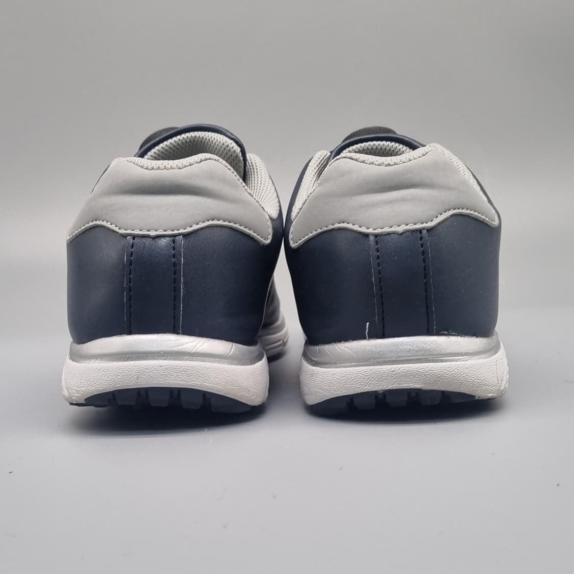 커터앤벅 스파이크리스 남성골프화 250 상품이미지4