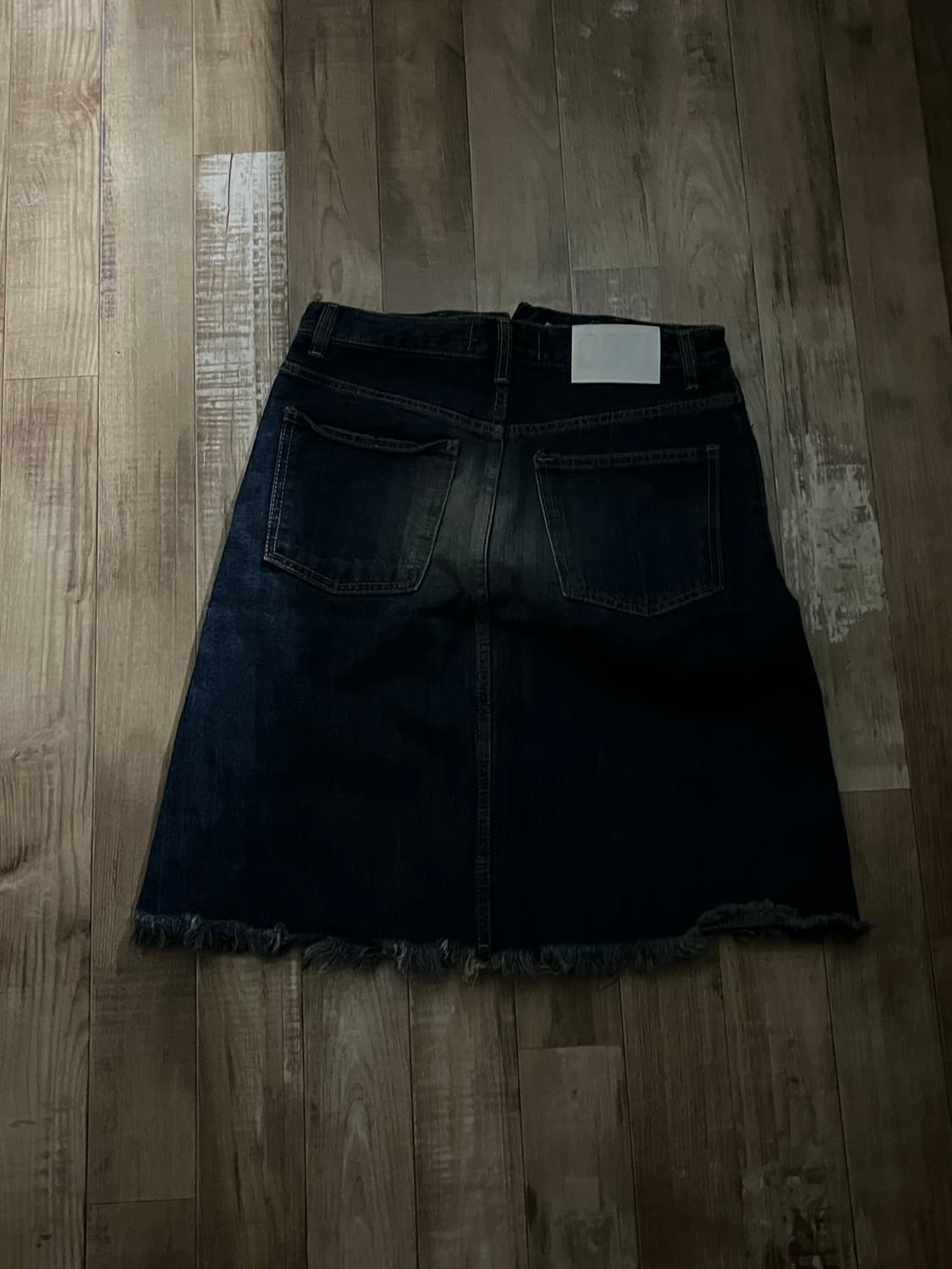 블랙업 빈티지 미디 데님스커트 진청 상품이미지2