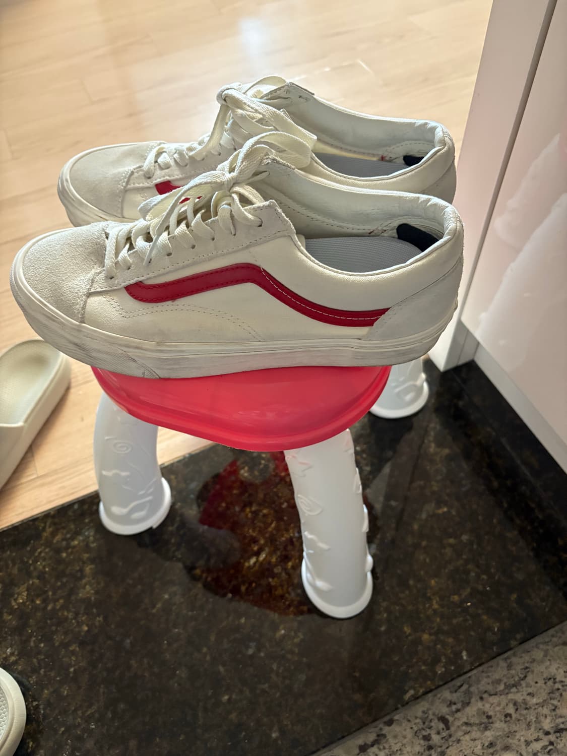 반스 올드스쿨 화이트/레드 270 상품이미지3