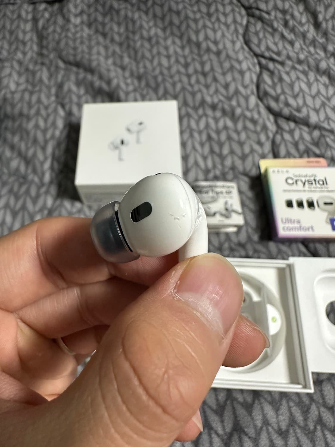 에어팟 프로 2세대 (8핀) + 아즈라 크리스탈 이어팁 포함 상품이미지9