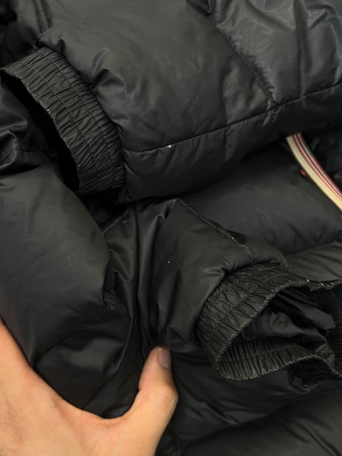 몽클레어 모라네 후드 패딩 자켓 상품이미지9